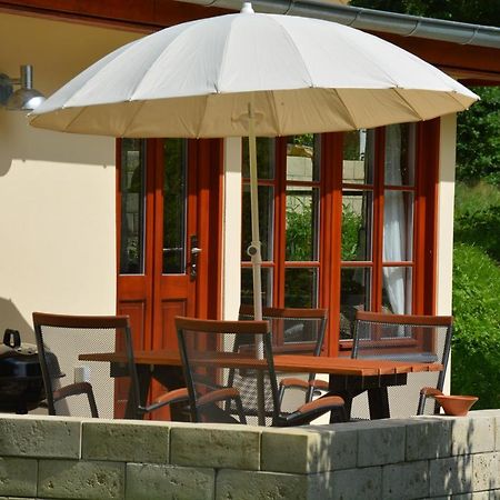Bungalows Am Waldessaum Bei Hohenzieritz エクステリア 写真