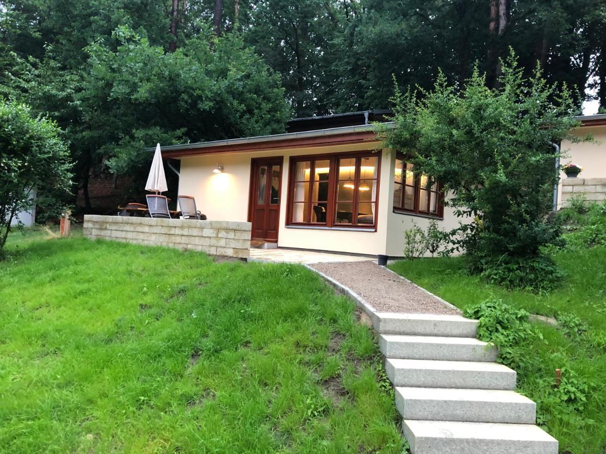 Bungalows Am Waldessaum Bei Hohenzieritz エクステリア 写真
