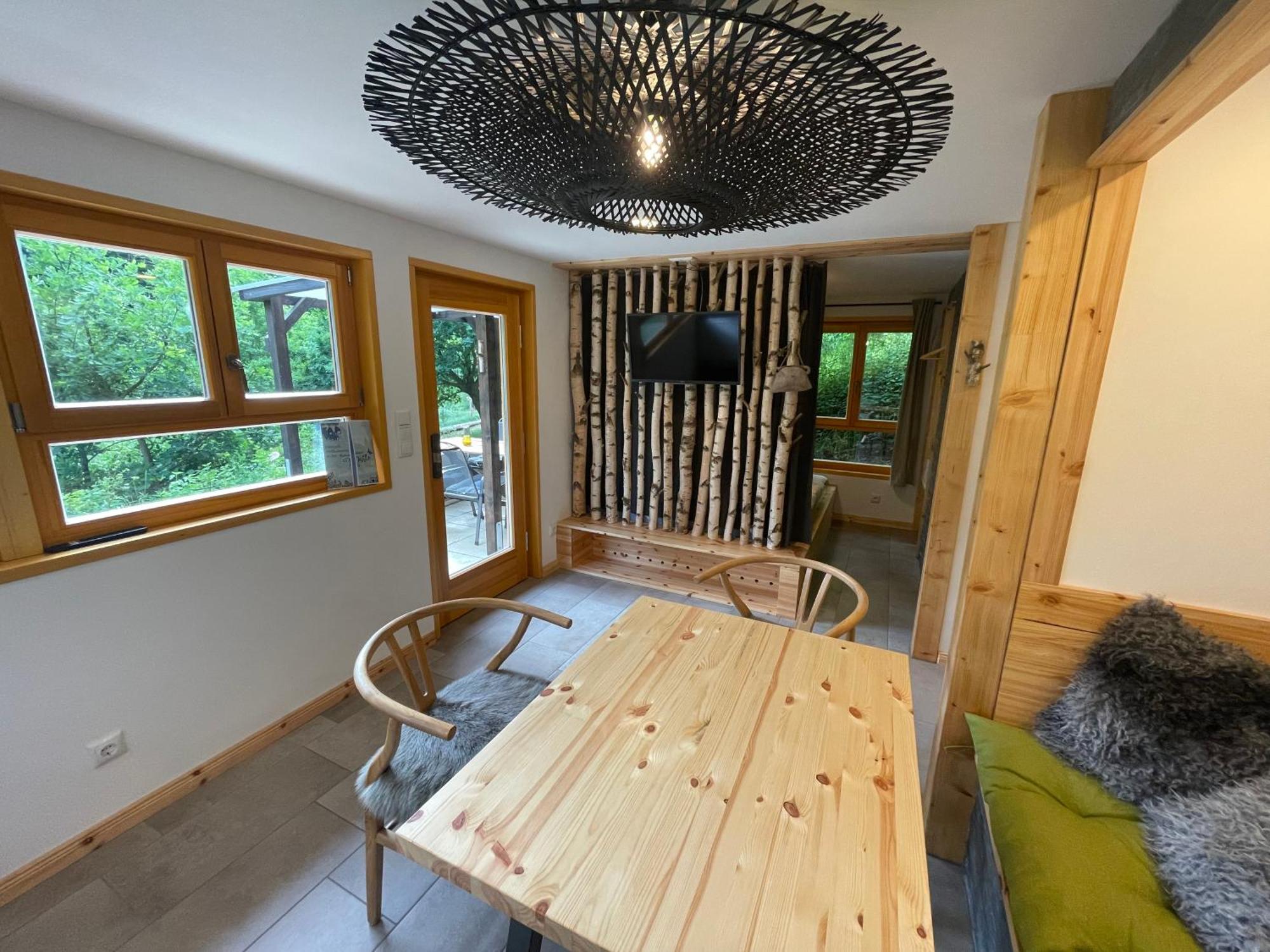 Bungalows Am Waldessaum Bei Hohenzieritz エクステリア 写真